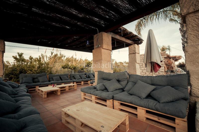 Foto 165bebaa-5940-4453-bd33-858490ddc57d. Xalet amb calefacció aparcament piscina a La Portalada Elche / Elx