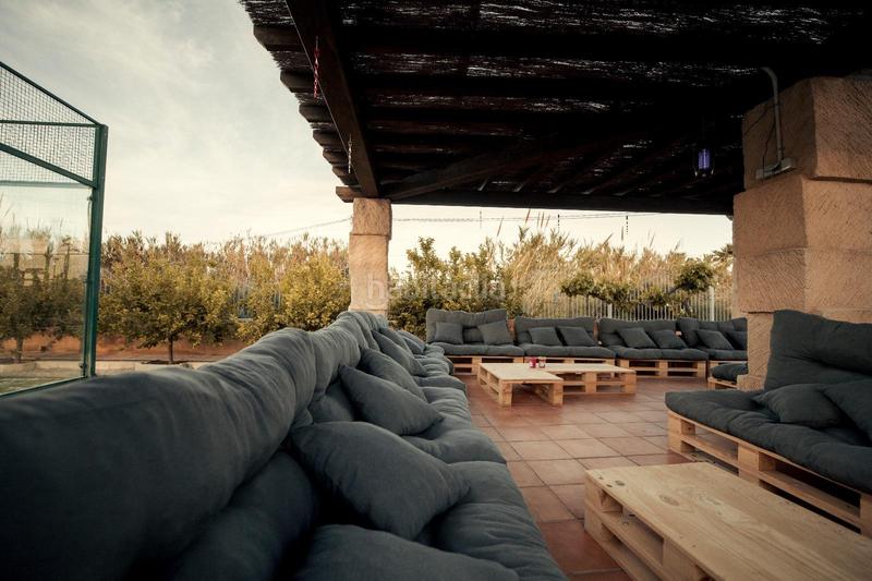 Foto 42237ee9-8377-413b-ab49-9d6f593983ce. Xalet amb calefacció aparcament piscina a La Portalada Elche / Elx