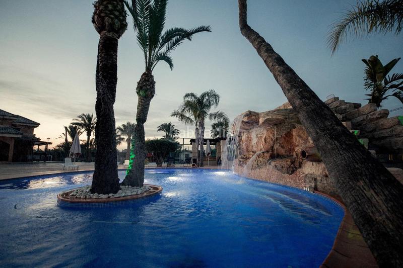 Foto 62a5ec91-fa14-4842-98bf-e49f3d2f1860. Xalet amb calefacció aparcament piscina a La Portalada Elche / Elx