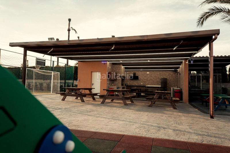 Foto 75c1e1ff-27c6-4064-a6e4-b5b9c9621d0a. Xalet amb calefacció aparcament piscina a La Portalada Elche / Elx