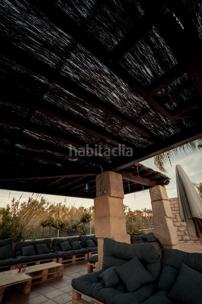 Foto 968c990b-9551-48e0-9a1c-14b2572d400f. Xalet amb calefacció aparcament piscina a La Portalada Elche / Elx