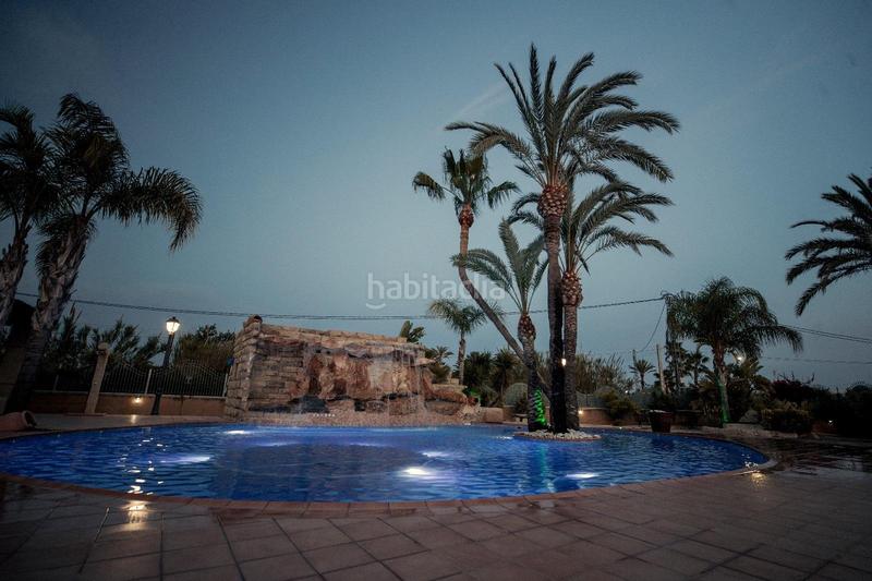Foto 98233bbb-91d9-4686-995e-4de0378afe38. Xalet amb calefacció aparcament piscina a La Portalada Elche / Elx
