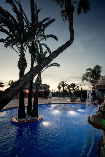 Foto a2b65a1f-9de2-4a13-a61c-a0710a5d21c2. Xalet amb calefacció aparcament piscina a La Portalada Elche / Elx