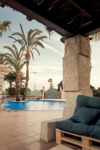 Foto cba1dece-03e1-460f-90f6-0118c2b164b6. Xalet amb calefacció aparcament piscina a La Portalada Elche / Elx