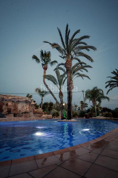 Foto f603a897-2255-4c96-833e-6e4e40743e59. Xalet amb calefacció aparcament piscina a La Portalada Elche / Elx