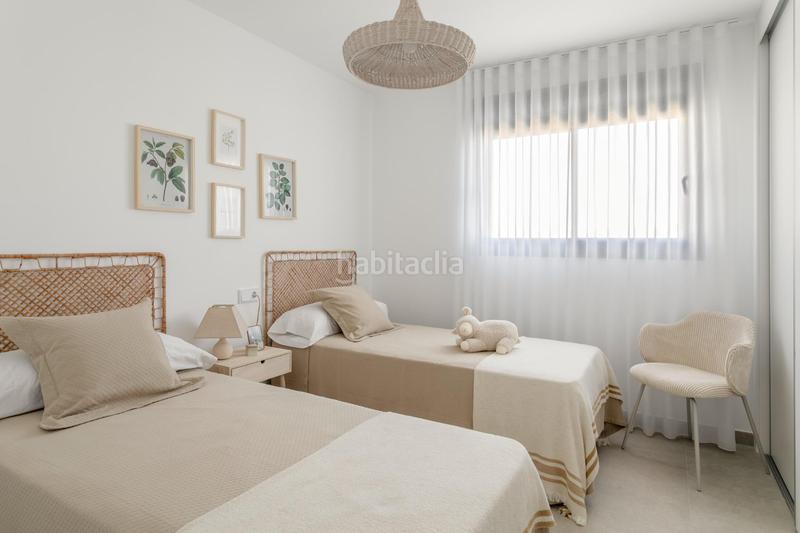 Foto e7db990a-8b9b-49dd-8d6f-5342b7254b2b. Pis amb calefacció aparcament piscina a Monte y Mar Santa Pola