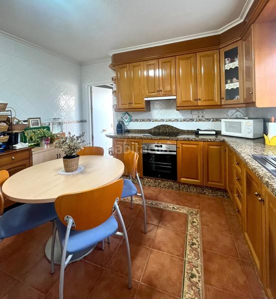 Foto 4ac45e38-daf3-48bb-9bb4-f6b4a14f645e. Xalet amb aparcament piscina a Jubalcoi Elche / Elx