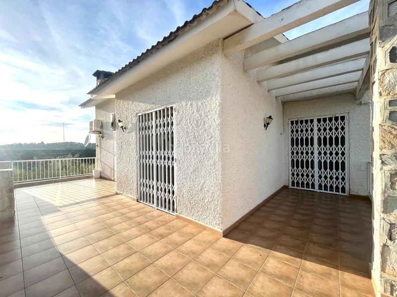 Foto 6d95c3b0-f66a-4a58-a0fb-fcf9b3acb854. Xalet amb aparcament piscina a Jubalcoi Elche / Elx