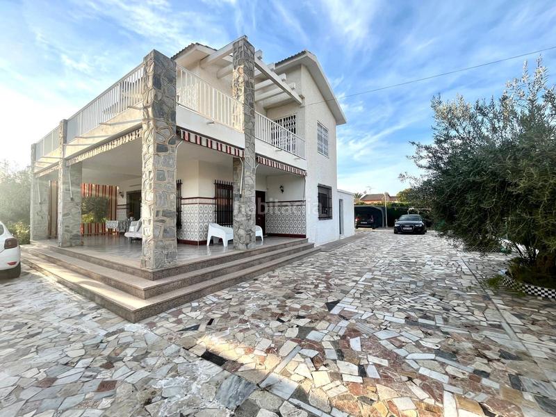 Foto 7825c94d-f440-4221-bdae-79817a42ce5b. Xalet amb aparcament piscina a Jubalcoi Elche / Elx