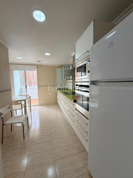 Foto 6ee6e65d-9500-4640-bdb1-9b36d5df724b. Alquiler planta baja tu planta baja de alquiler en zona kelme en urbanización con piscina en Elche / Elx