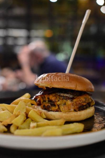 Foto 75f8aa71-d22c-44a1-8a23-f4c2eb6a94ec. Alquiler local comercial traspaso restaurante Valverde, elche en Elche / Elx