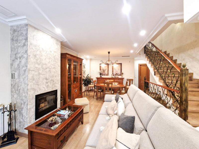 Foto 43ea61f8-d66c-4267-b7e9-b11e7d22cbed. Haus mit heizung parking pool in Ciutat Jardí - Torreta Verdí Elche / Elx