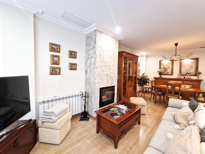 Foto 5ed7646d-6baf-48a5-aecd-e634f7efe281. Haus mit heizung parking pool in Ciutat Jardí - Torreta Verdí Elche / Elx