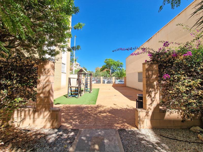 Foto 98dac809-5109-423b-afe0-26eb72264897. Haus mit heizung parking pool in Ciutat Jardí - Torreta Verdí Elche / Elx