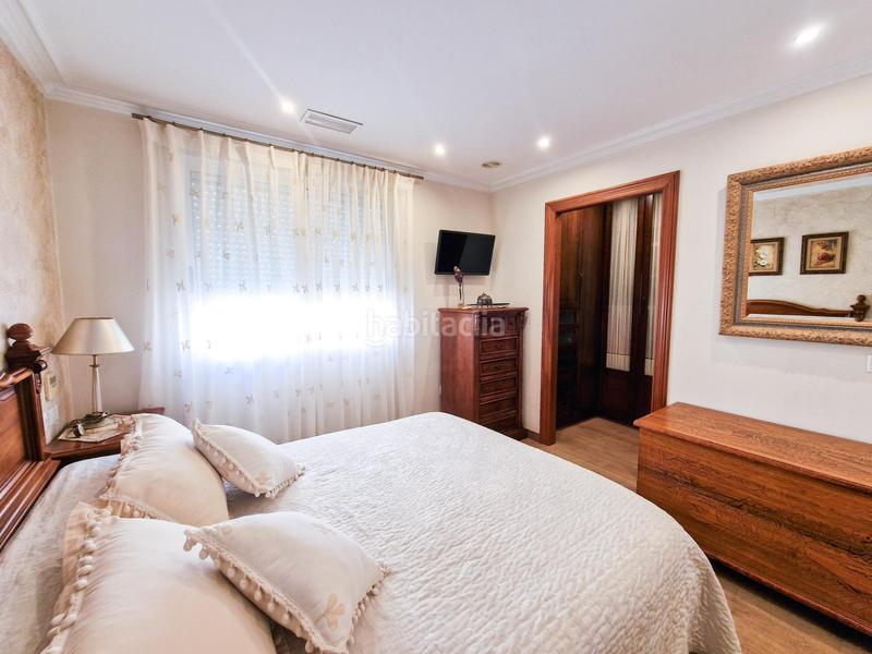 Foto b9642189-4443-48b7-924b-dbd63a40984a. Haus mit heizung parking pool in Ciutat Jardí - Torreta Verdí Elche / Elx