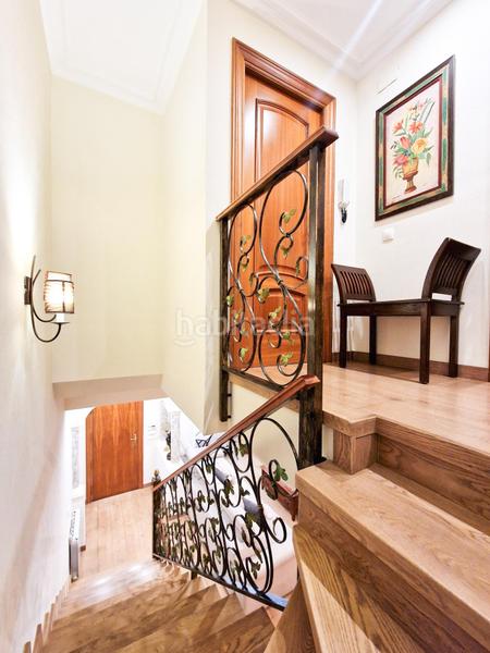 Foto c395c662-372d-439a-a941-04ff081f1284. Haus mit heizung parking pool in Ciutat Jardí - Torreta Verdí Elche / Elx