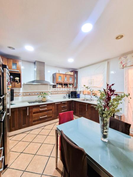 Foto f3f20018-1952-4b99-a4b6-513fd05f8174. Haus mit heizung parking pool in Ciutat Jardí - Torreta Verdí Elche / Elx