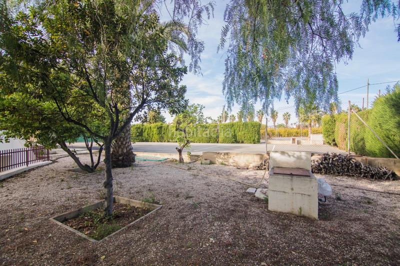 Foto 8e98c40f-854f-4b07-a3fa-d357c3a01483. Chalet with heating parking pool in Alzabares Elche / Elx