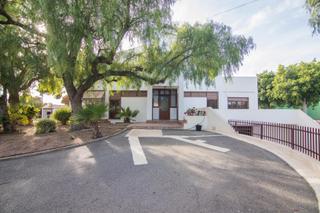 Chalet en Alzabares. Chalet mediterráneo en alzabares, elche espacios amplios y vista