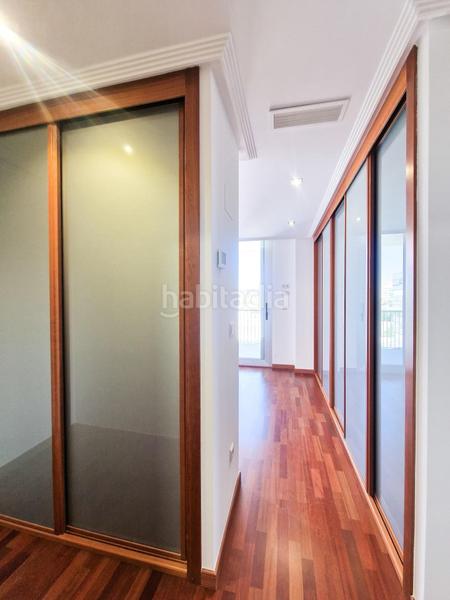 Foto cdaf0dd5-1a74-42ac-b9a8-d4dfe48493a8. Etagenwohnung mit heizung parking pool in Nou Altabix Elche / Elx