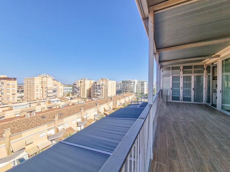 Foto e6d4ebe8-50f1-49cc-ad1d-df2567148b33. Etagenwohnung mit heizung parking pool in Nou Altabix Elche / Elx