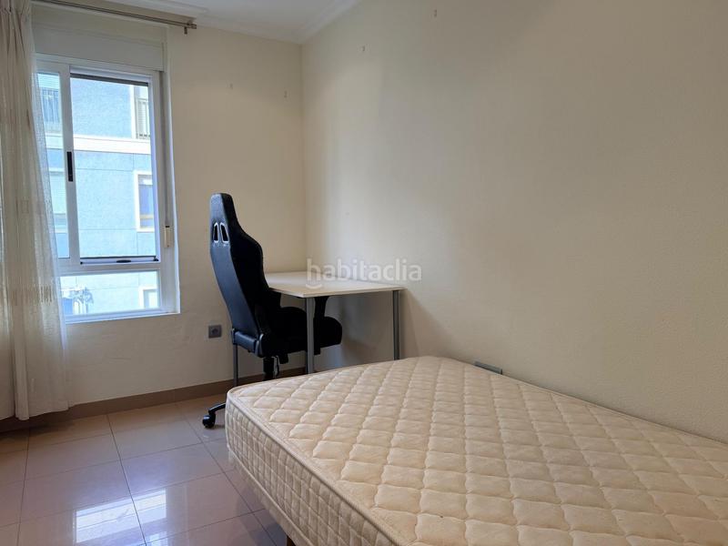 Foto c449b910-db04-4b10-9526-c00e6895b2d7. Piso disfruta de tu pisazo en sector quinto para entrar ya a vivir! en Elche / Elx