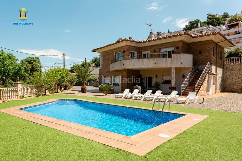 Foto 91e45b5f-838e-411e-b6cf-9089374cb5e5. Alquiler casa villa Serra Brava en Serra Brava Lloret de Mar