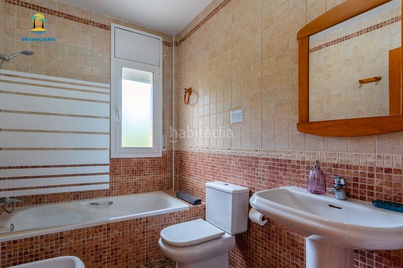 Foto 8aedabfd-708c-4cc0-a7b6-320b12945305. Lloguer casa amb calefacció aparcament piscina a Lloret de Mar