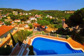 Casa a Roca Grossa. Villa mediterranea vista mar