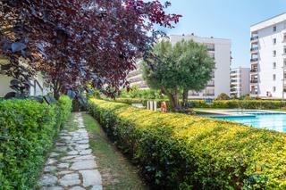 Lloguer Planta baixa a Carrer de buenos aires 27