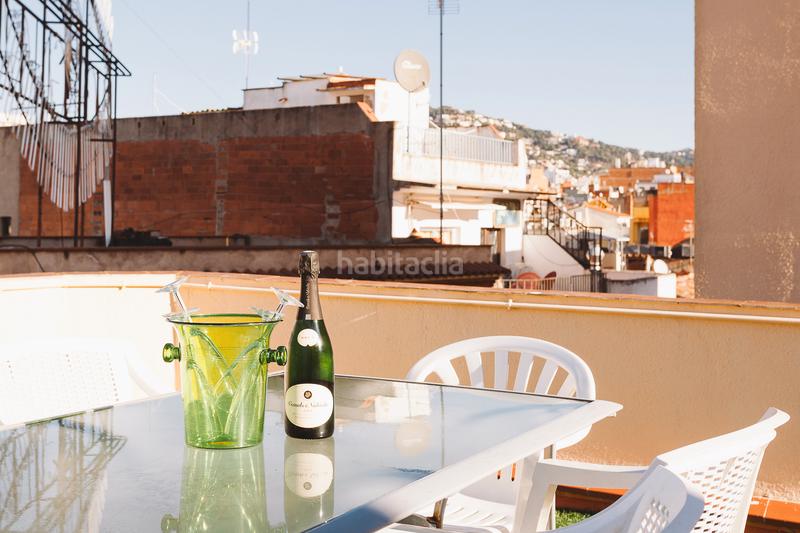 Foto 634ec8f5-db6a-41dc-a101-ff782f19f7e3. Rent apartment in carrer de sant oleguer 14 in Centre Lloret de Mar