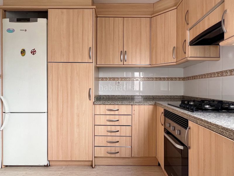 Piso en carrer del pintor ferrer calatayud 5 fantástica vivienda amueblada, amplia, luminosa y muy bien situada en barrio muy agradable en Valencia - Imagen 23