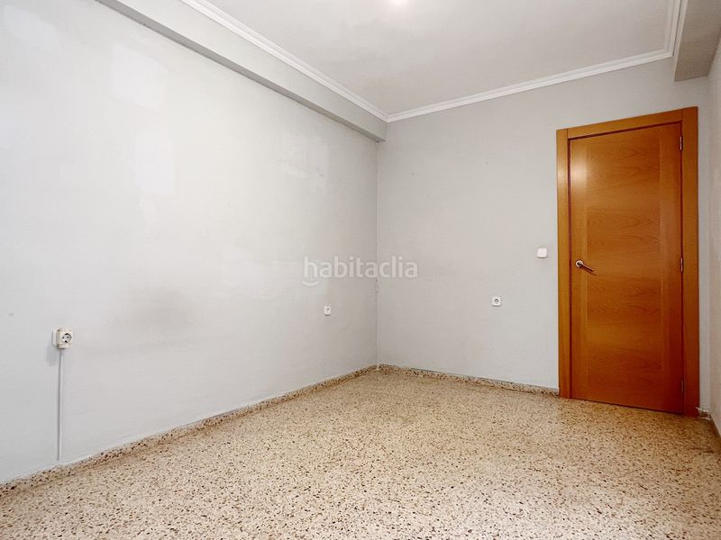 Piso en carrer del pintor ferrer calatayud 5 fantástica vivienda amueblada, amplia, luminosa y muy bien situada en barrio muy agradable en Valencia - Imagen 33