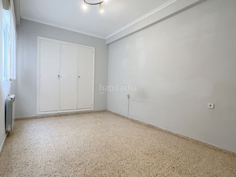 Piso en carrer del pintor ferrer calatayud 5 fantástica vivienda amueblada, amplia, luminosa y muy bien situada en barrio muy agradable en Valencia - Imagen 35