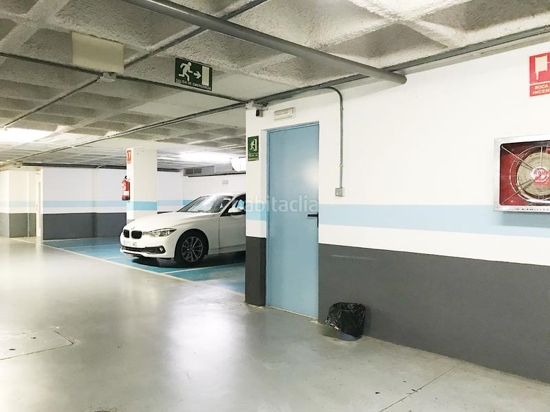 Foto 3f939c5f-b1f3-4642-9403-4ba810e664b1. Autoparkplatz in plaça de polo de bernabé 6 in Exposició Valencia