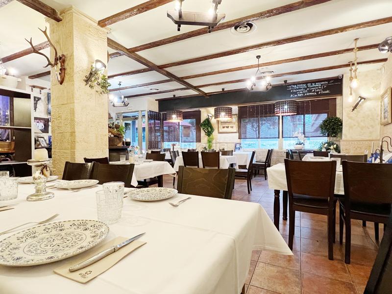 Foto dadf1153-fb10-4eca-aaf2-a8645de95622. Trapasso locale commerciale in carrer d'eduard boscà 8 in Valencia