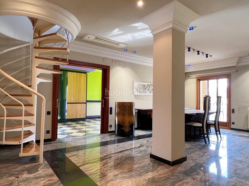 Foto 46e96500-0a8d-416f-aa2f-5ac2c3315976. Edifici a plaça de la font de sant agustí 5d a El Castellar i l'Oliverar Valencia