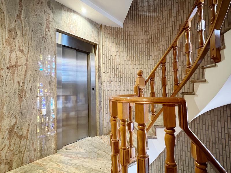 Foto 72165bb6-3d16-4f76-bfe7-332811ec7353. Edifici a plaça de la font de sant agustí 5d a El Castellar i l'Oliverar Valencia