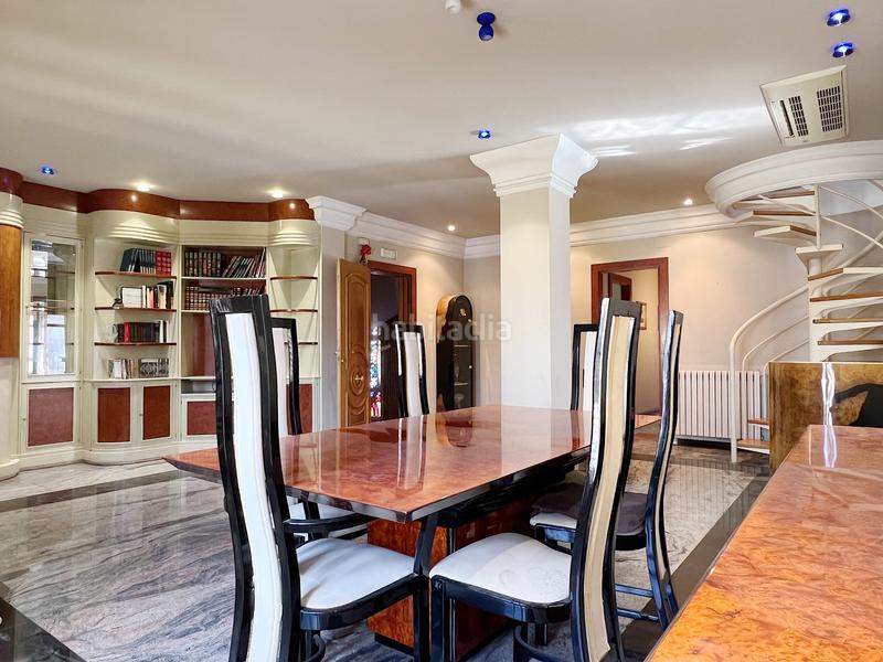 Foto e5a24ba7-ee78-4c04-893c-1eaf1be80e12. Edifici a plaça de la font de sant agustí 5d a El Castellar i l'Oliverar Valencia