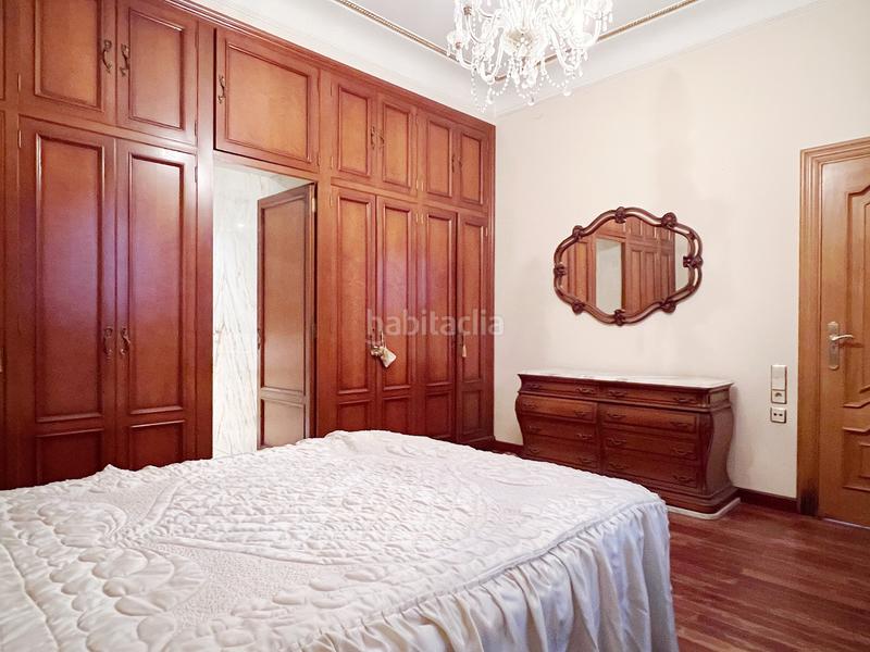 Foto eaeceec2-85cd-4170-981c-6edb6b82a657. Edifici a plaça de la font de sant agustí 5d a El Castellar i l'Oliverar Valencia