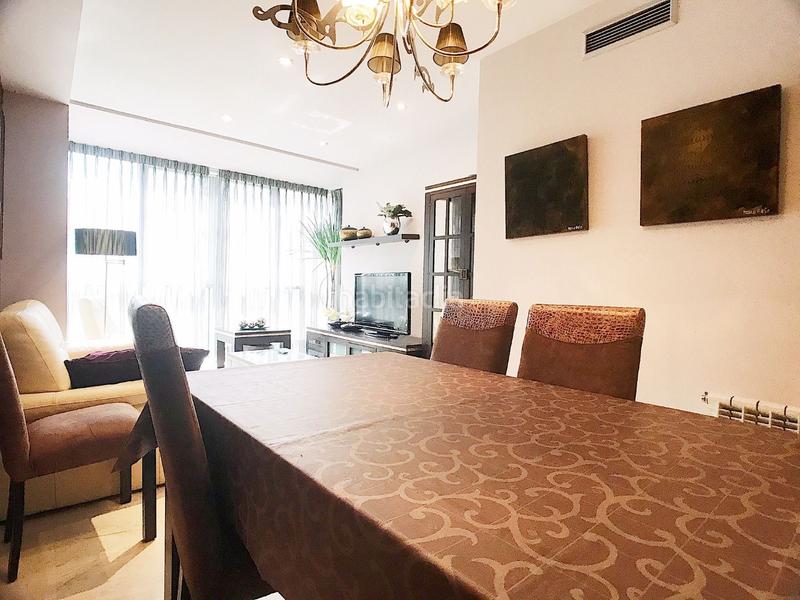 Foto f0e93616-7222-4378-93d9-c93985dfe281. Affitto appartamento in carrer de sant vicent màrtir 134 in Valencia