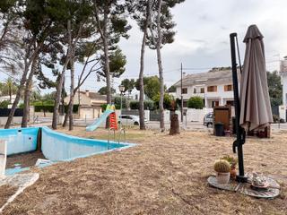 Terrain résidentiel à Carrer 217 46. Fantástica parcela en una de las mejores zonas de la cañada