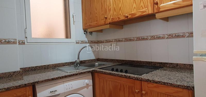 Foto 6d83489b-6c48-4fb7-ada9-dfe2b762ae88. Piso en calle loma la 48 tu apartamento centrico, con piscina y con plaza de garaje en Torrevieja