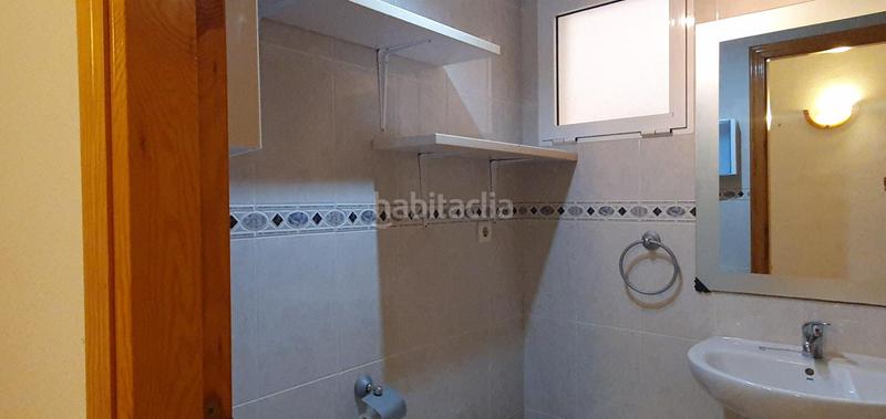 Foto c9bc41cb-0d3c-41ff-a842-bb8f8f85e1f7. Piso en calle loma la 48 tu apartamento centrico, con piscina y con plaza de garaje en Torrevieja