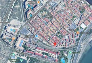 Aparcament cotxe  Calle pedreguer. Plaza de garaje tipo box