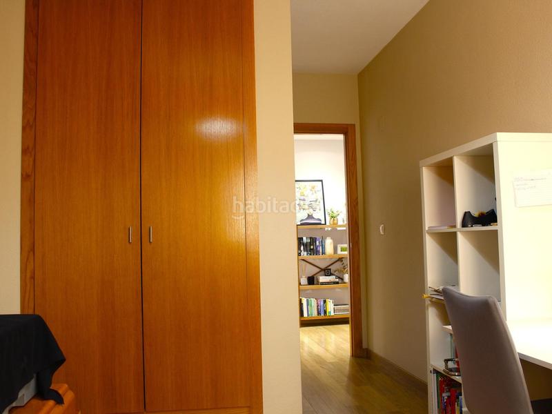 Foto 9808980b-a116-4ec7-b892-0d7b9063d943. Appartement avec parking dans Altozano - Conde Lumiares Alicante