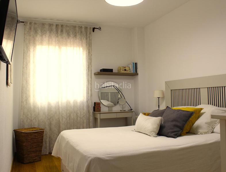 Foto daec32dc-a7d3-4897-89de-bde8c16003e4. Appartement avec parking dans Altozano - Conde Lumiares Alicante