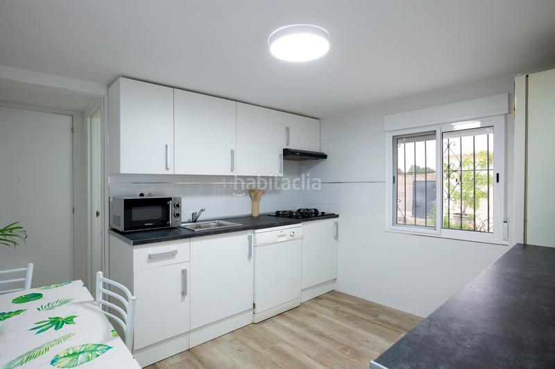 Foto a59832ba-6fec-40c4-b90e-6981668a71a0. Xalet amb aparcament piscina a Rebolledo Alicante