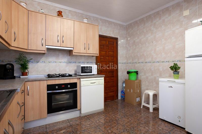 Foto cdf73a60-8cdb-4b4a-a8a0-65e0a0bf613b. Xalet amb aparcament piscina a Rebolledo Alicante