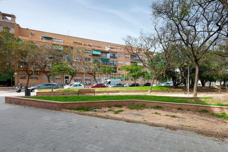 Foto 766437cc-0bc4-4f63-a5eb-f76e6e04116e. Planta baixa amb calefacció a Garbinet - Parque de las Avenidas Alicante